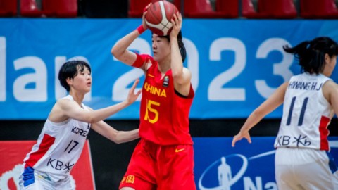 飒爽短发征战赛场：盘点2026中国女篮短发球员如何扛起“新黄金一代”