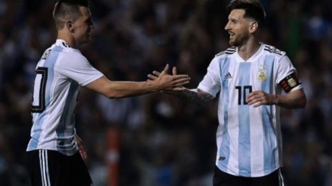 瑞士2-1逆转绝杀塞尔维亚 成世界杯首支翻盘球队