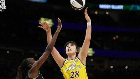 康涅狄格太阳 vs 洛杉矶火花：2026赛季这三场硬仗，球迷可别错过了