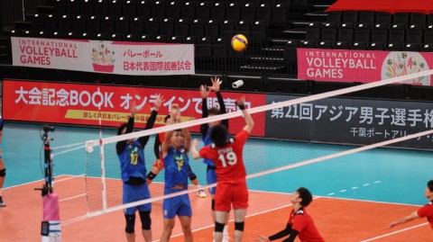 东京奥运测试赛中国男排憾负日本，五局激战彰显不屈斗志