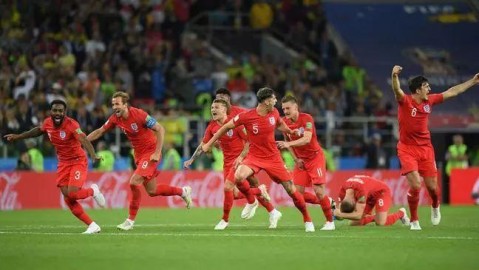 英格兰2-1逆转哥伦比亚女足 挺进世界杯四强