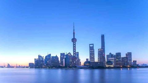 同省不同命！广东足球冰火两重天——深圳5-2狂胜登顶积分榜第五，佛山三连败垫底